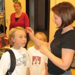 Achter de schermen (6) - Toneelvereniging Plankenkoorts 